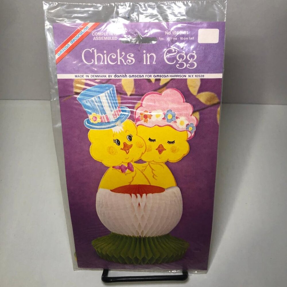 VTG Easter Decoration Chicks In Egg Die Cut Honeycomb Amscan Decoration Denmark